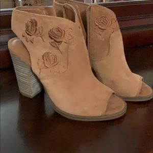 Lucky Brand peep toe bootie. Like new!